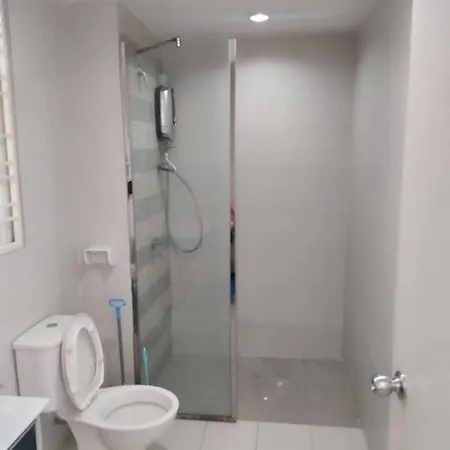 Lovely 2 Bed-Room Menara U Shah Alam Near Msu Exterior photo